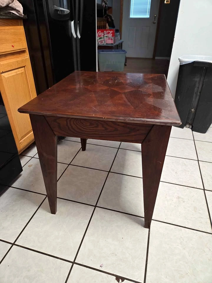 Dark Wood Side Table / End Table – Sturdy