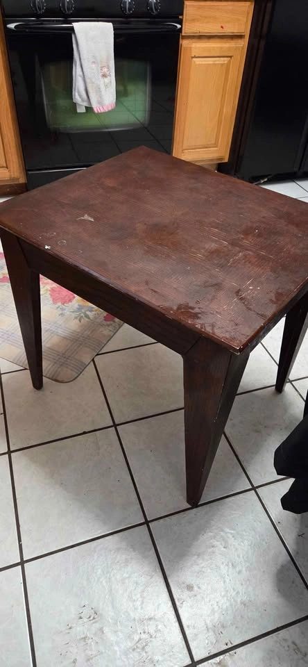 Dark Wood Side Table / End Table – Sturdy - photo 2