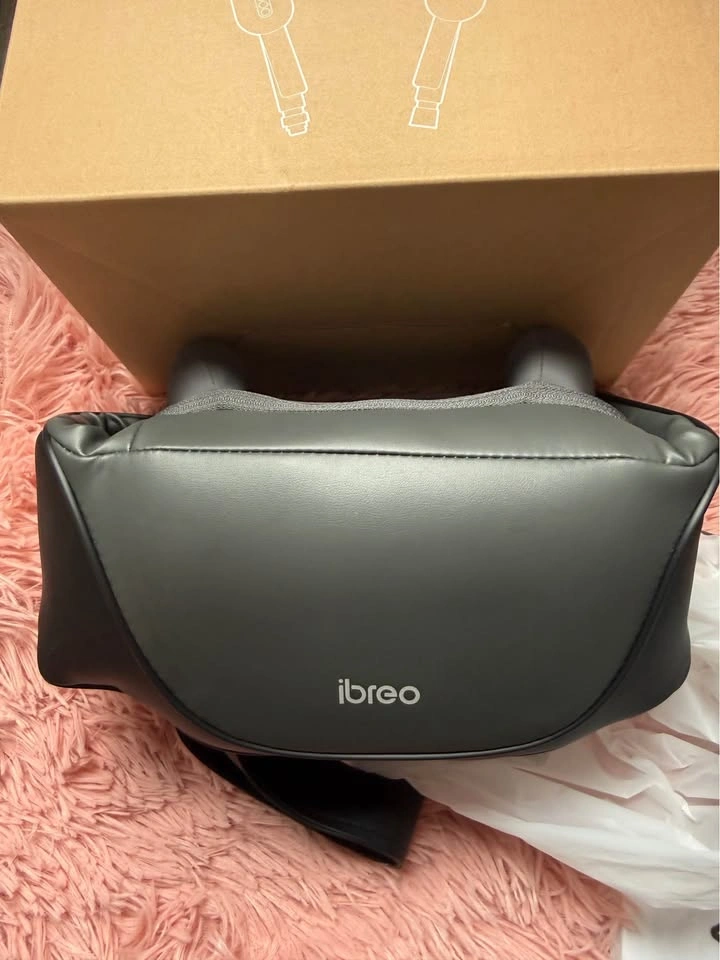 Neck and Shoulder Massager with Heat - photo 2