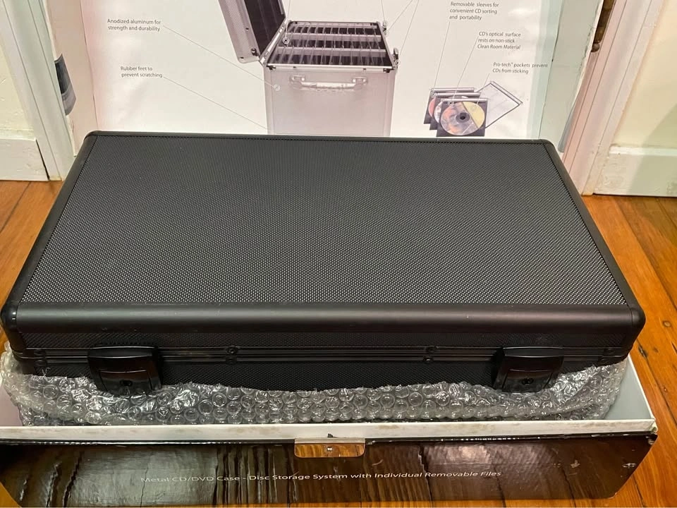 Metal CD/DVD Case Disc Storage System - photo 2