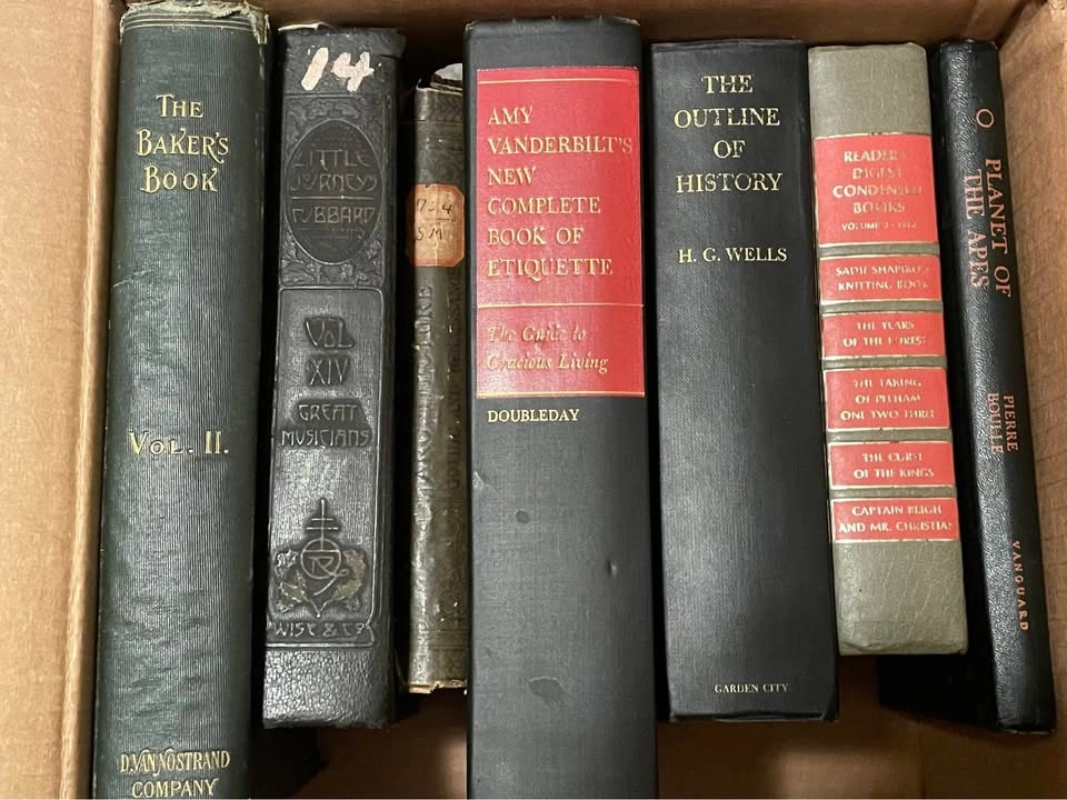 Lot of Vintage Books Early 1900’s-1960’s - photo 5