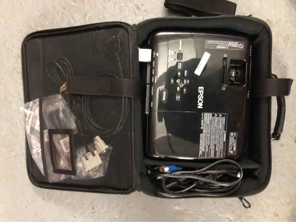 Epson EX3220 3LCD Projector - photo 5