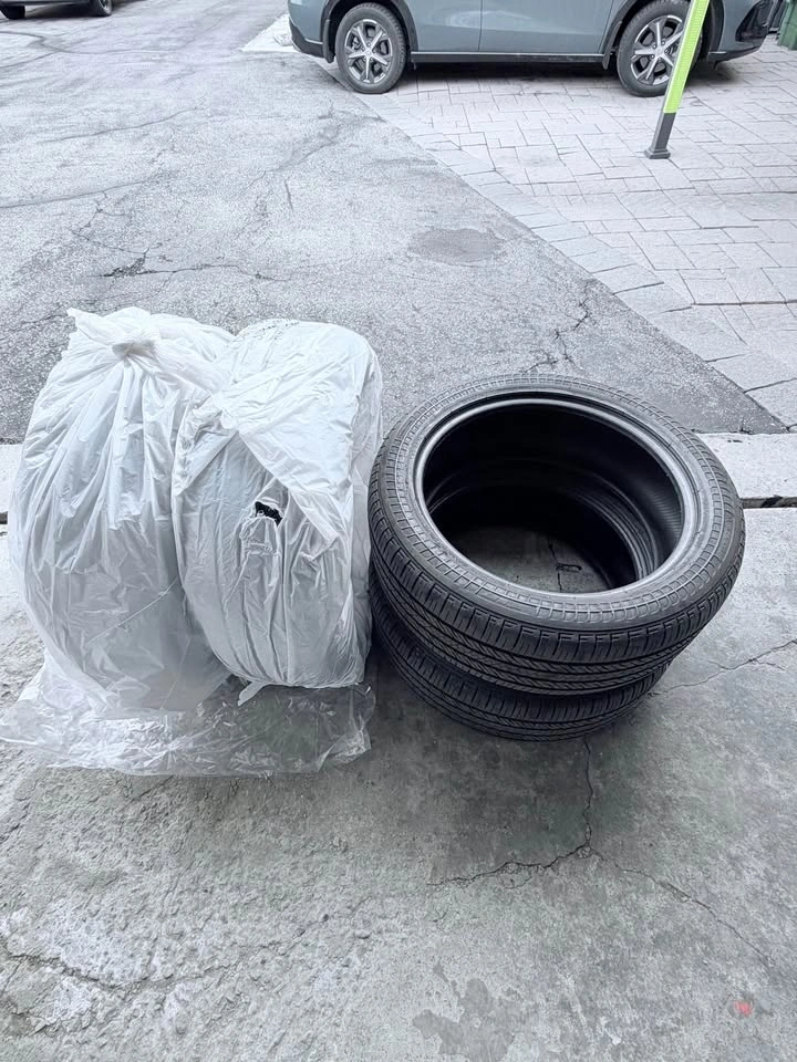 Bridgestone Alenza Sport A/S All-Season 235/50R20 – Set of 4 - photo 3