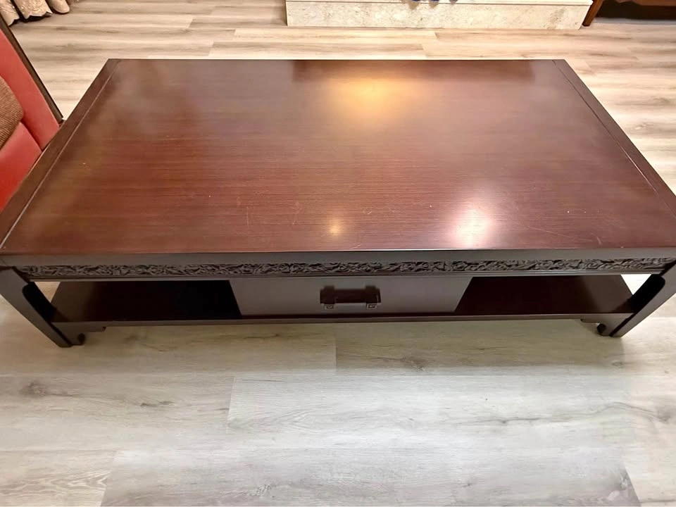 Antique Dark Mahogany Wood Coffee Table w/ Carved Details & Stor