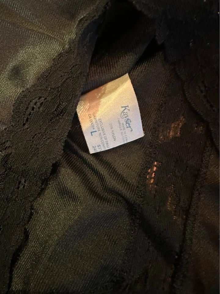 Vintage Kayser Black Nylon Nightgown Med-Large - photo 3