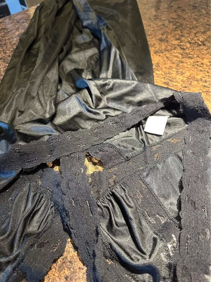 Vintage Kayser Black Nylon Nightgown Med-Large - photo 4