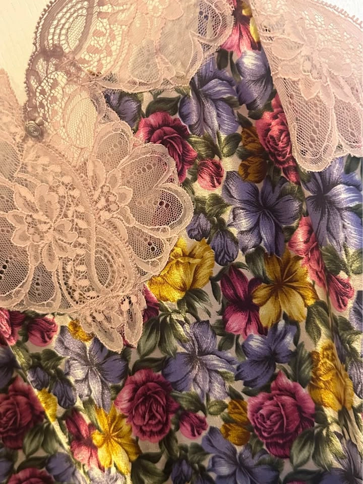 Vintage Oscar de la Renta Pink Lace Floral Cami - photo 3