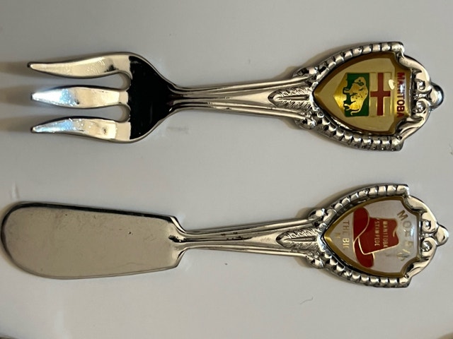 50’s Silver Plated, Porcelain Spoons & Manitoba Miniatures - photo 5