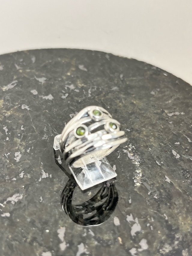 New 925 Peridot Ring Size-8 - photo 2