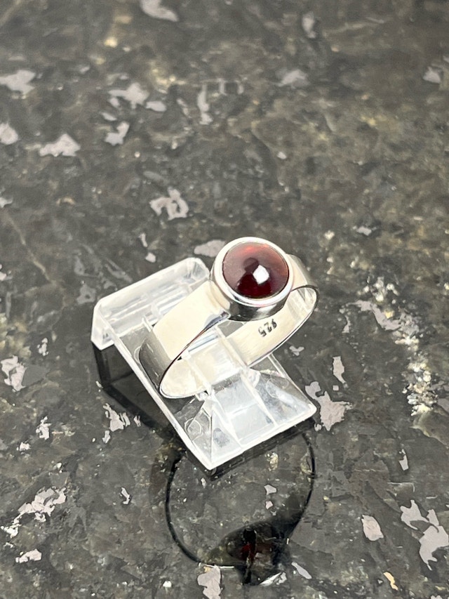 New 925 Garnet Ring Size-8 - photo 2