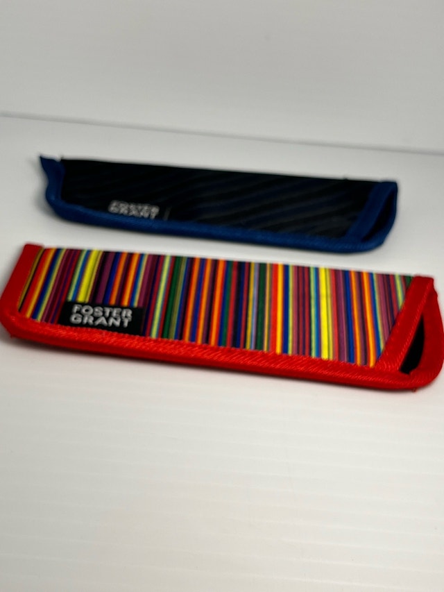Foster Grant Eyeglasses Sleeve - photo 3