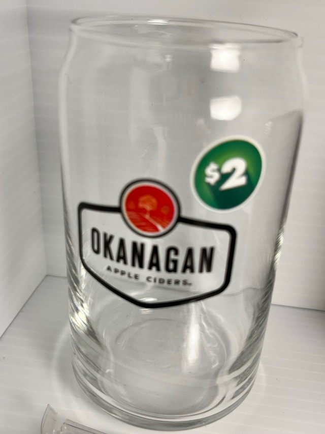 Collectables: Okanagan Apple Cider Glass, Beer Container, Crown - photo 3