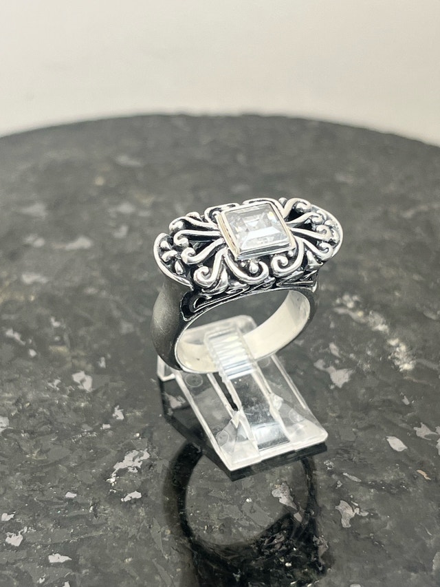 New 925 Sterling Silver Cubic Zirconia Ring - Size 7.5 - photo 2