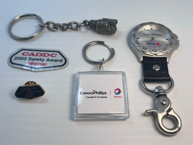 Various Oilfield Memorabilia - photo 2