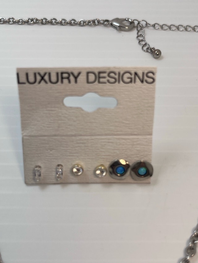 Costume Necklace And Earrings - photo 3