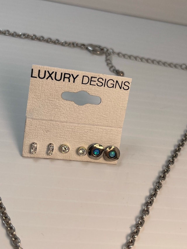 Costume Necklace And Earrings - photo 5