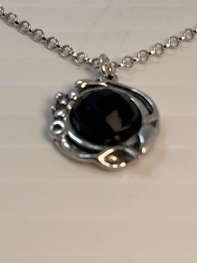New 925 Black Onyx Pendant & Necklace 20"