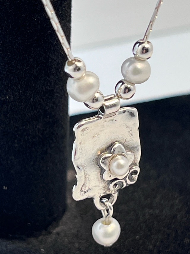 New 925 Sterling Silver Genuine Pearl Necklace