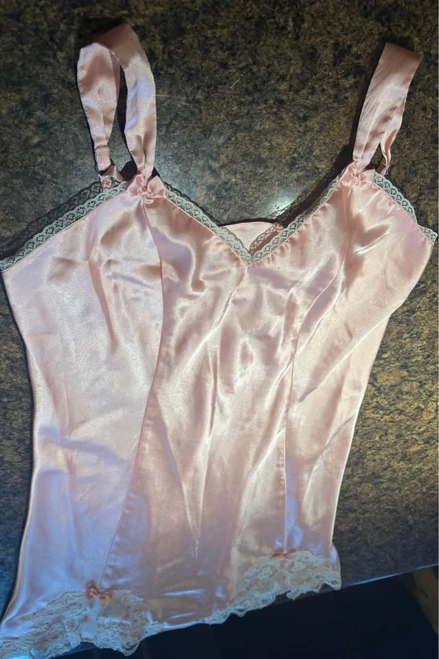 Maggie Lawrence Pink Satin Lace Slip Nightgown M - photo 2