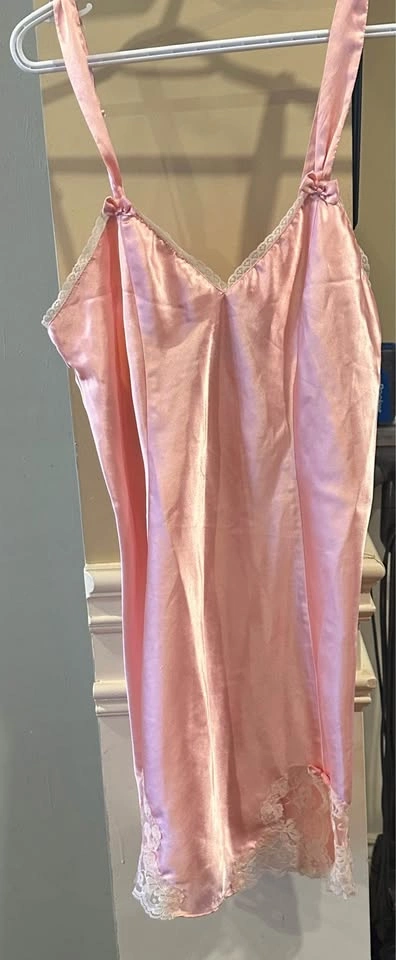 Maggie Lawrence Pink Satin Lace Slip Nightgown M - photo 3