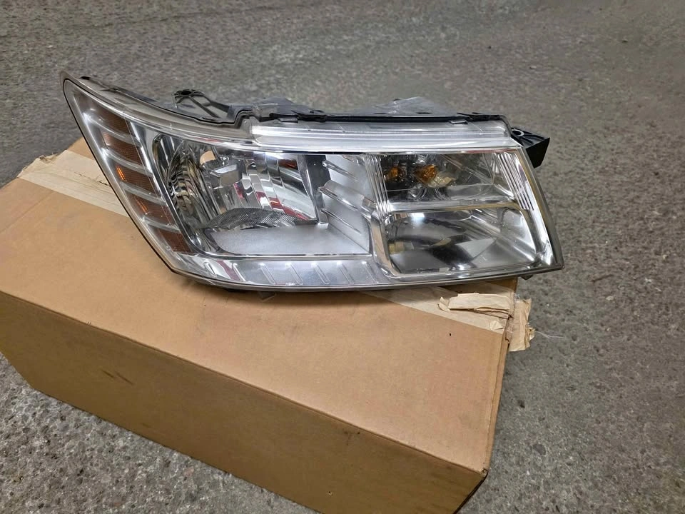 2016 Dodge Journey Headlights (Left & Right)