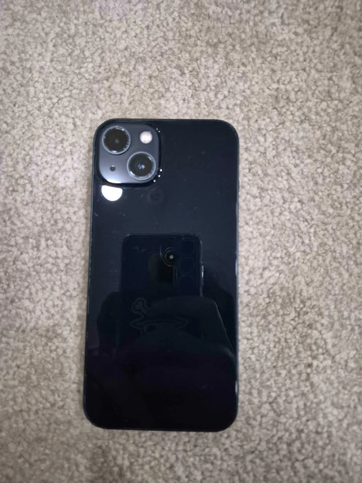 iPhone 13 128 GB - 100% Battery, Cable, Case - photo 3