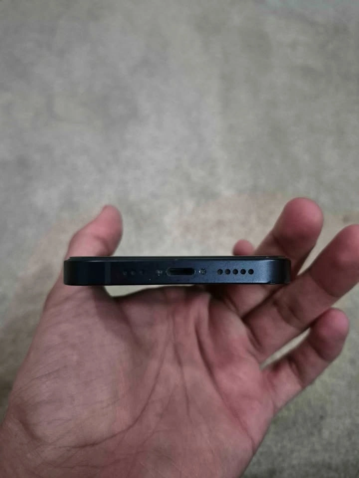 iPhone 13 128 GB - 100% Battery, Cable, Case - photo 5