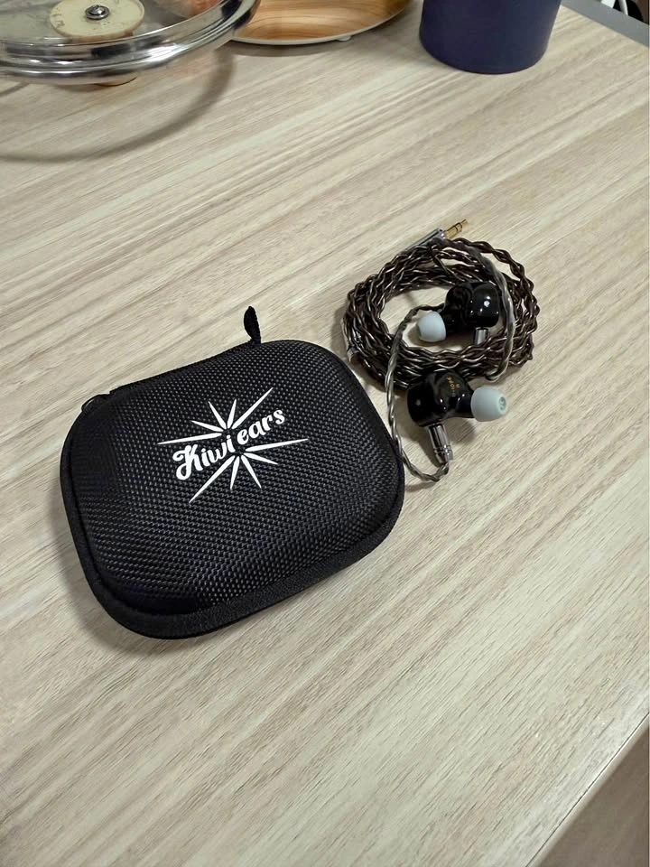 Kiwiear KE4 - IEM