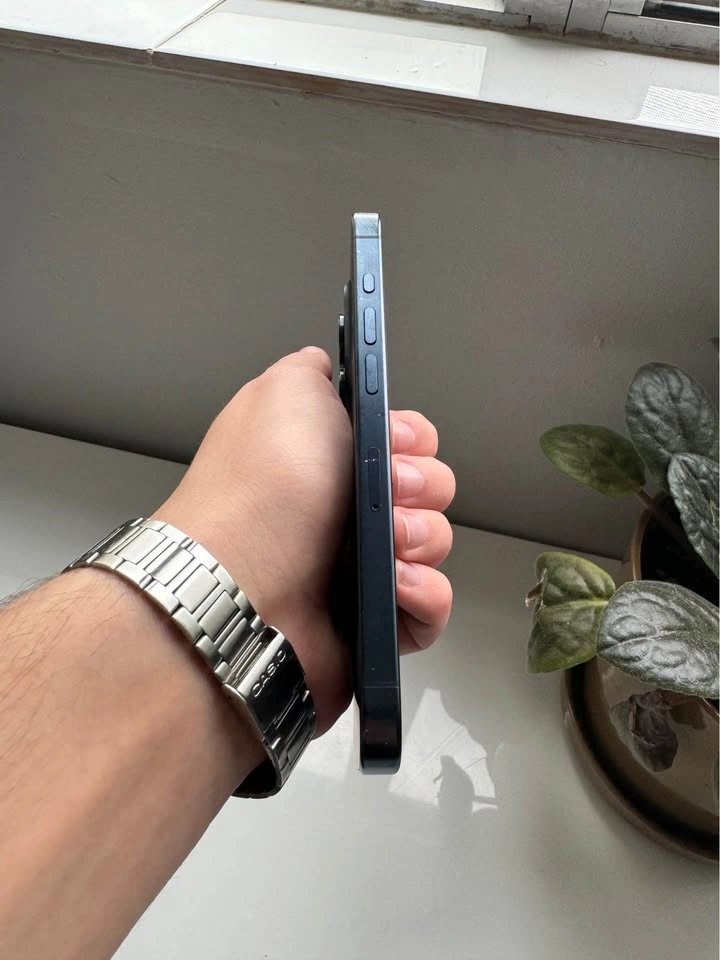 iPhone 15 Pro 128GB - photo 4