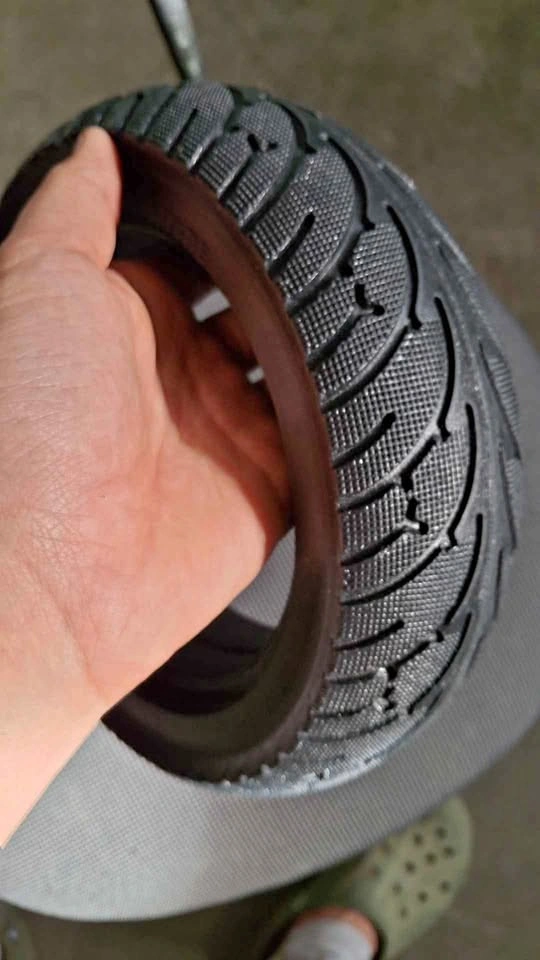 10x3.0 E SCOOTER TIRE