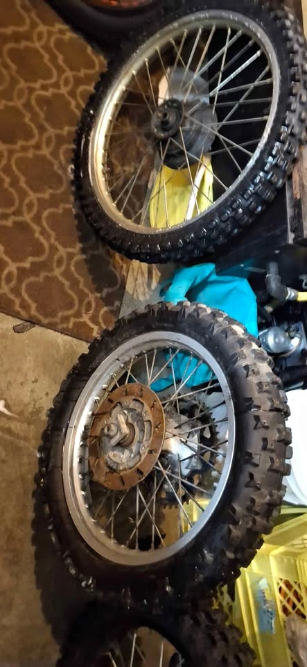 2 Dirt Bike Rims - Different - photo 3