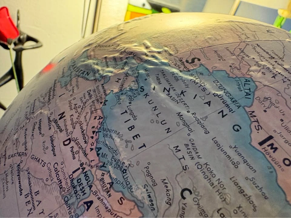 Vintage Replogle 12" World Classic Globe (Wood Base) - photo 5