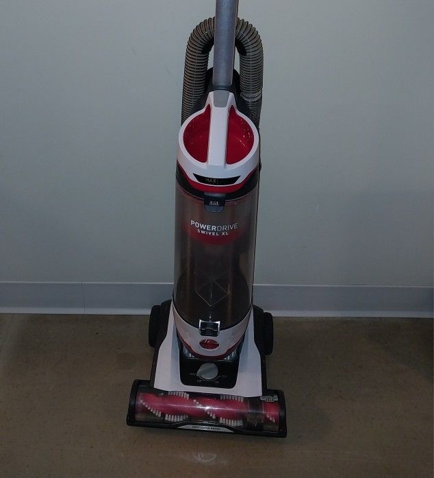 Hoover POWERDRIVE Swivel XL Vacuum – $40