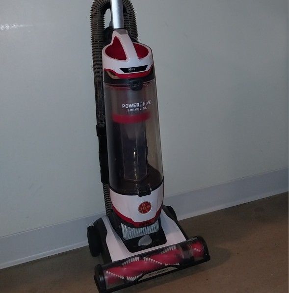 Hoover POWERDRIVE Swivel XL Vacuum – $40 - photo 3