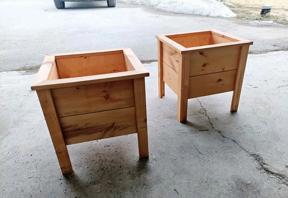 Outdoor planter boxes