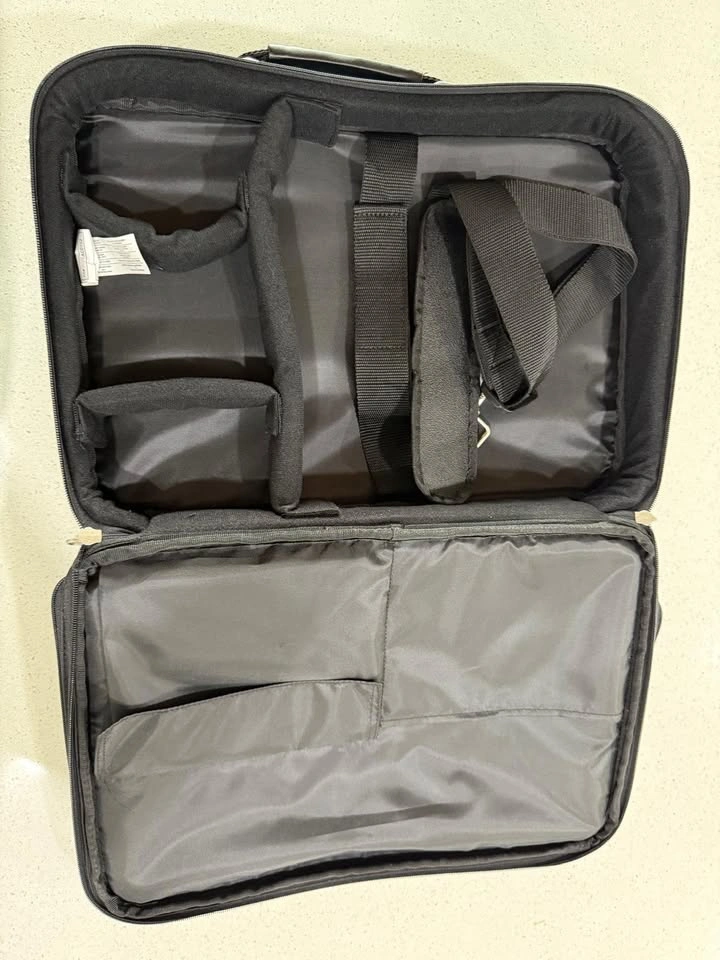 Targus Trademark Notepac Plus 16" Clamshell Case - photo 4