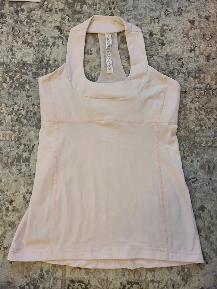 Lululemon Workout Top - Size 8 thumbnail