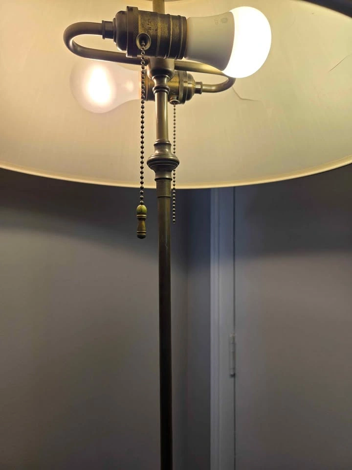 Floor Lamp with Adjustable Height and Drum Shade - photo 3