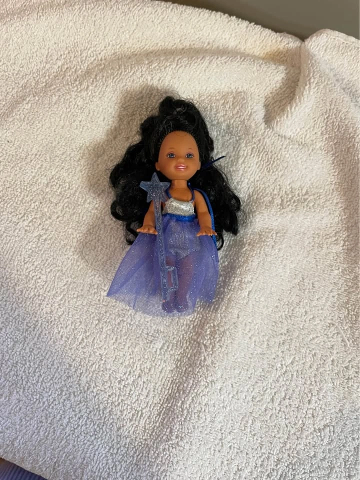 Barbie Kelly Performer Maria Doll 2000 - photo 2