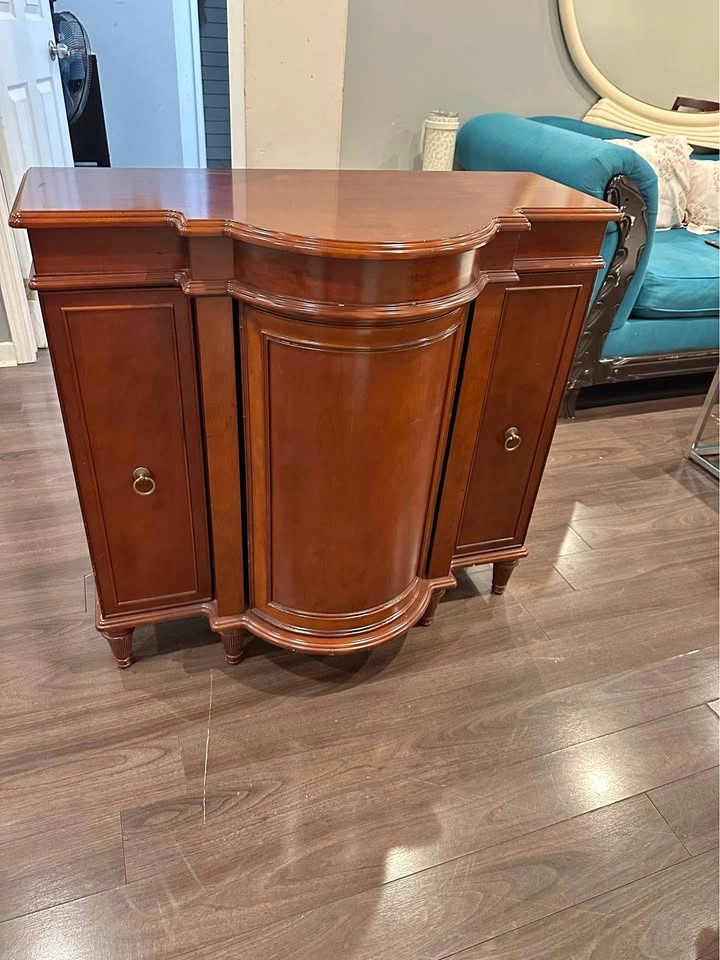 Vintage Bombay Company Bar Cabinet / Sideboard – Solid Wood