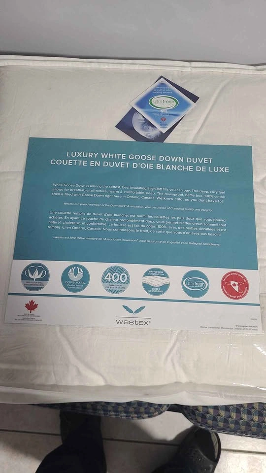 Westex Luxury White Goose Down Duvet - Twin Size - photo 2