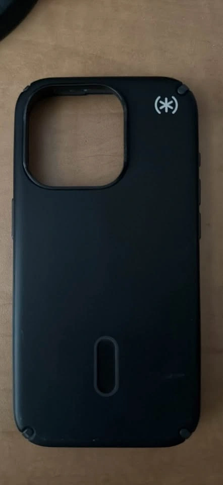 iPhone 15 Pro Case - photo 2