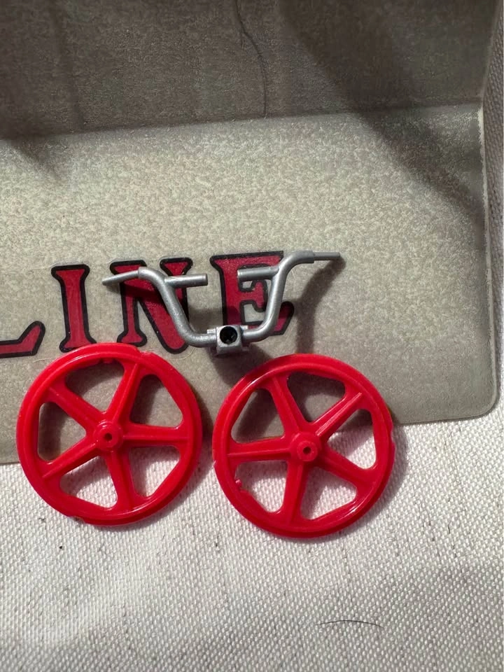 FLICK TRIX bike toy - photo 3