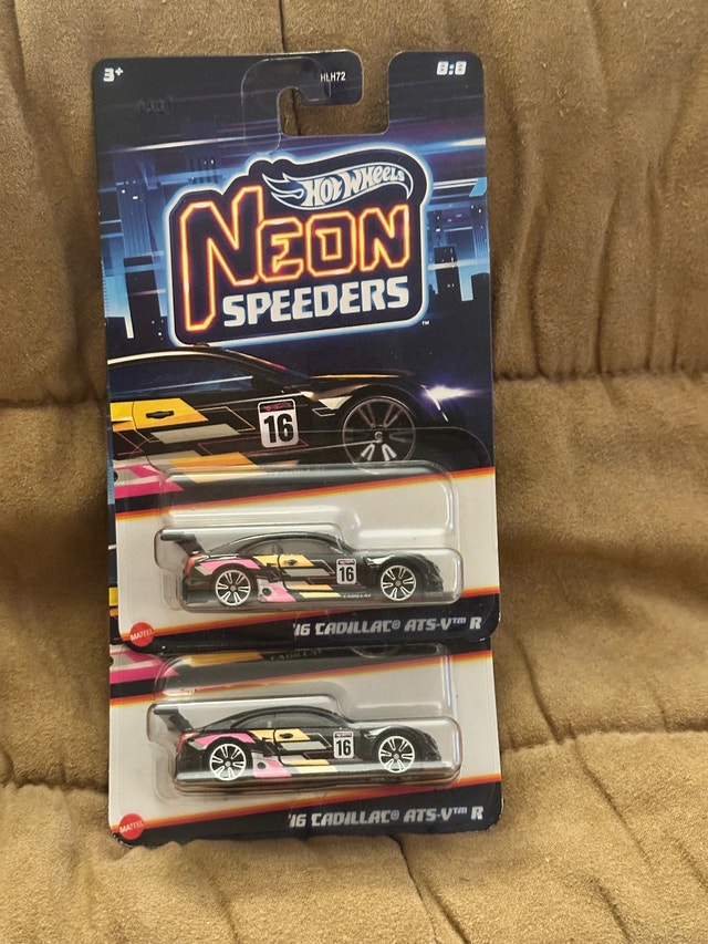 Hot Wheels Cadillac ATS-V R lot