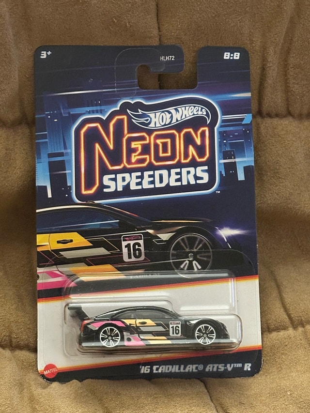 Hot Wheels Cadillac ATS-V R lot - photo 2