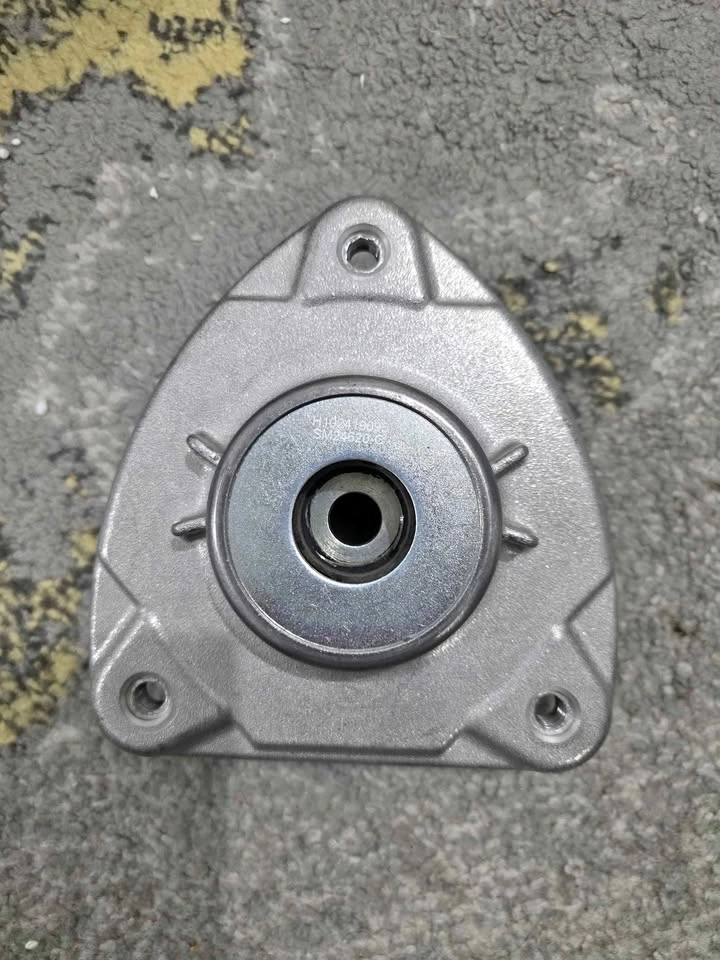 Brand New Front Strut Mount (Mercedes)