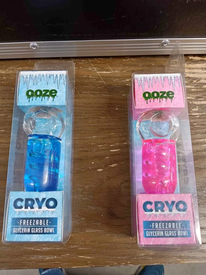 2pc Ooze Cryo Freezable Glycerin Glass Bowls