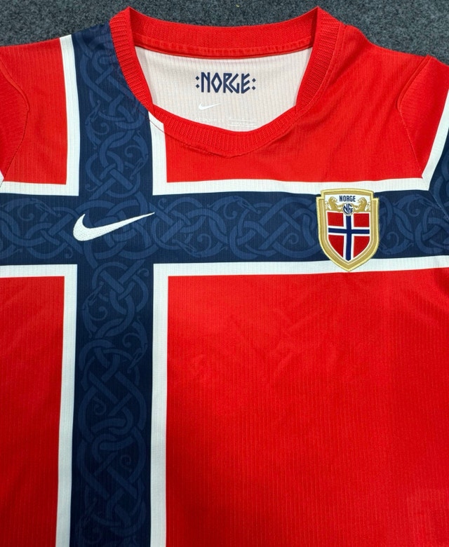 Nike Norway 2026 World Cup Jersey - New w/ Tags - Haaland - photo 2