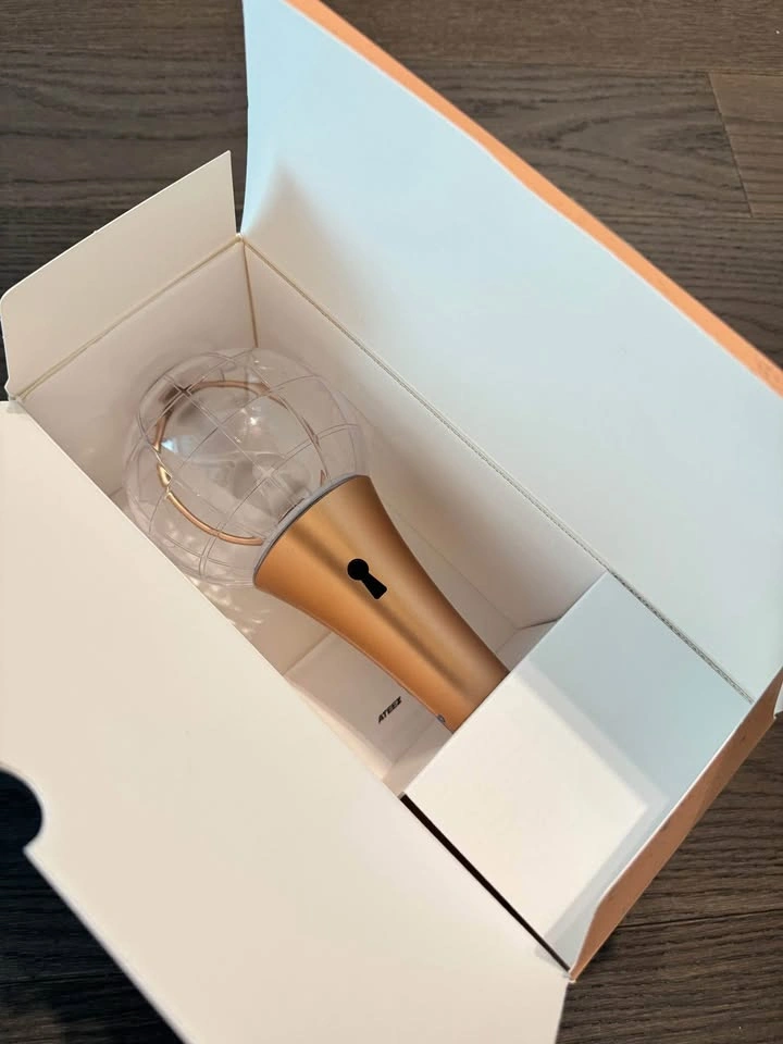 Ateez light stick - photo 3