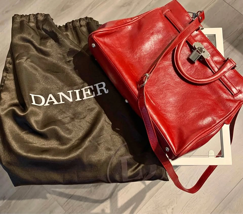 Danier Leather Purse